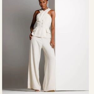 Elegant Cream Women's Jumpsuit